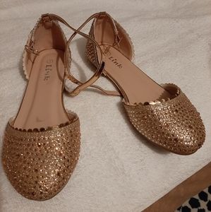 Girl shoes
